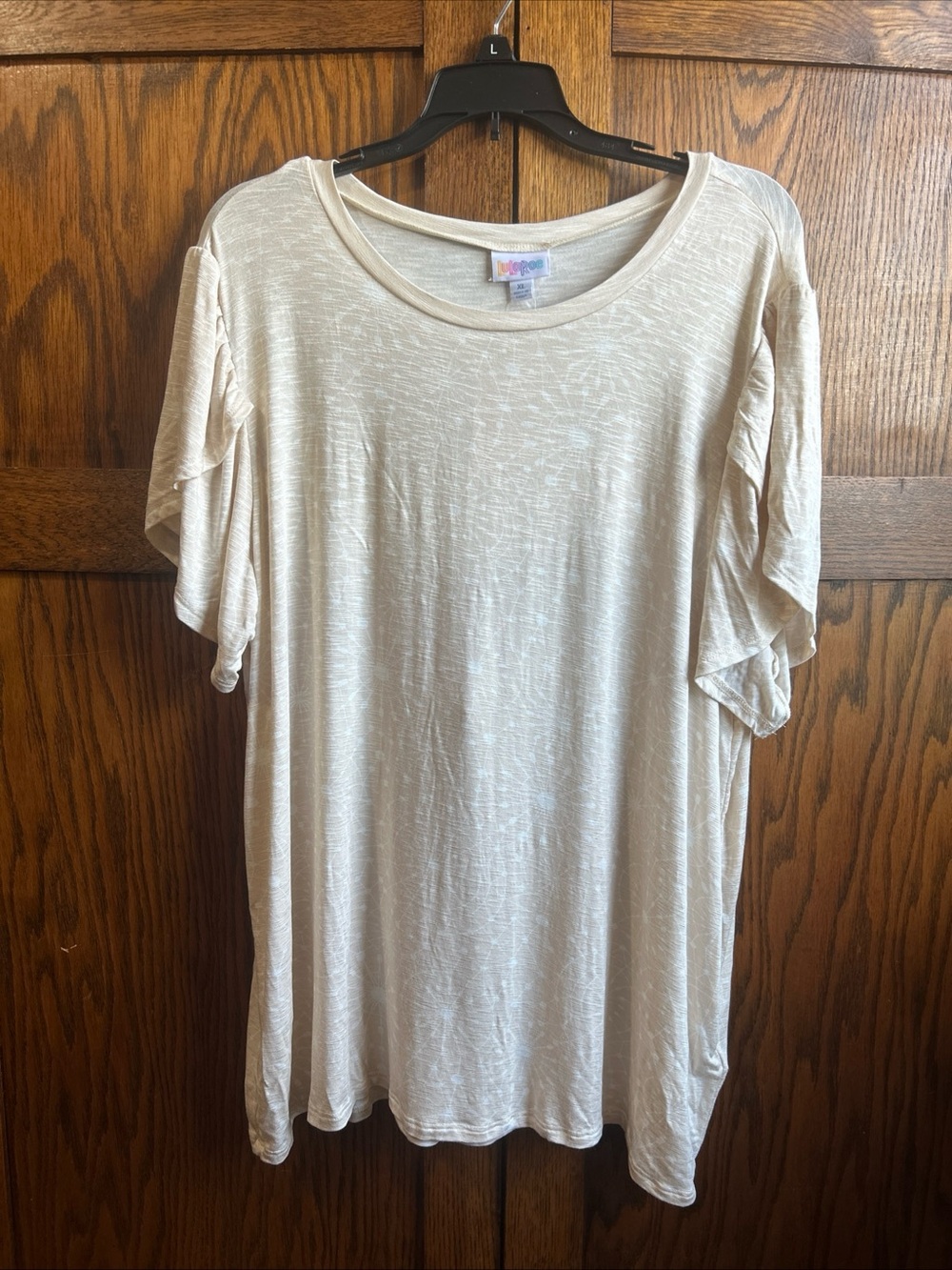 LuLaRoe Cream Short Sleeve Flutter Top
